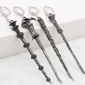 COPY - Harry potter wands keychains